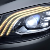 擎耀解碼智能汽車可替換LED前照燈控制運(yùn)行組成原理方案